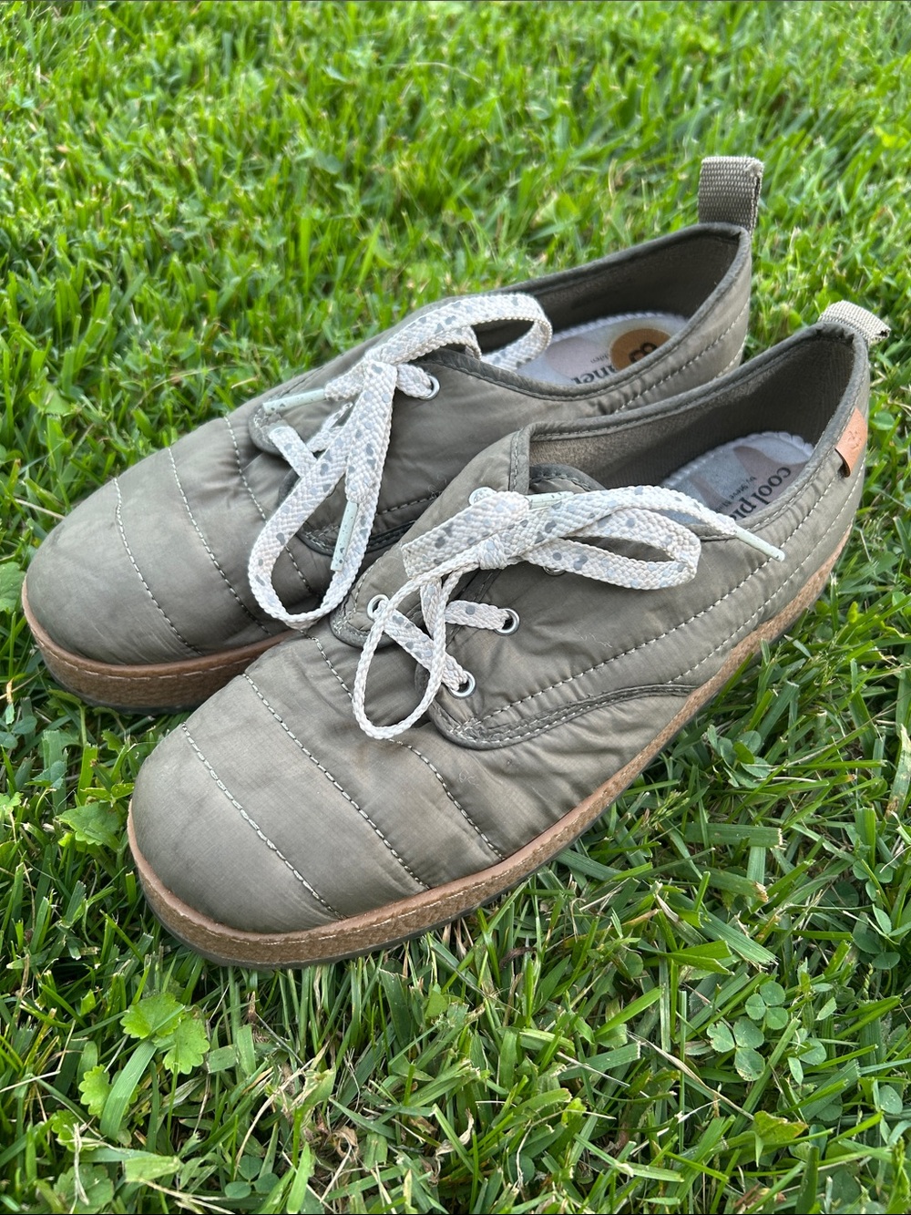 Quilted Olive Lace-Up recycled material Women's Sneakers